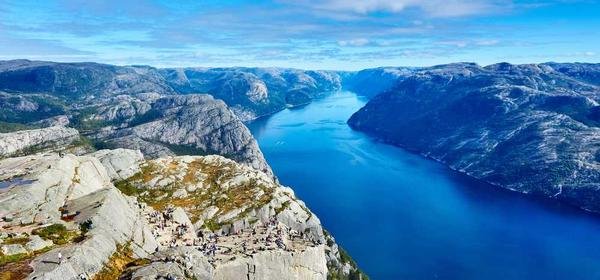 Moda męska: Trendowe buty dla niego