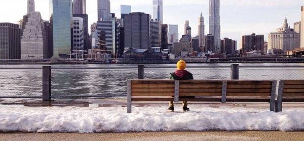 Męska moda: Pomysły na stylowe i niedrogie outfity dla mężczyzn